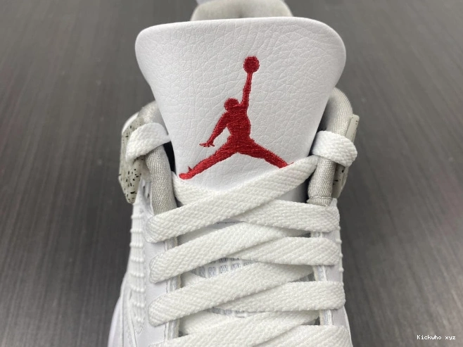 4 (2021) Jordan Oreo CT8527-100 White Retro 0630